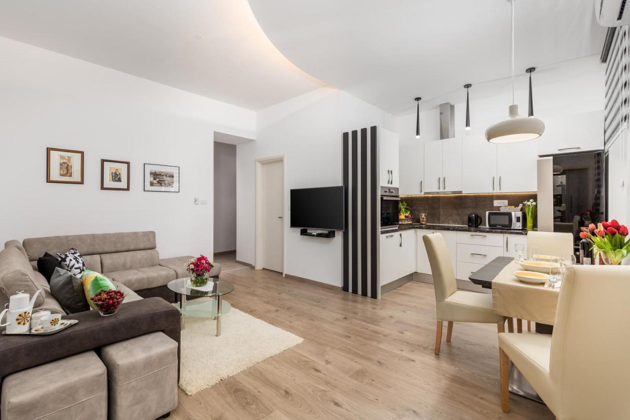 Quiet Center Apartments ริเยกา ภายนอก รูปภาพ